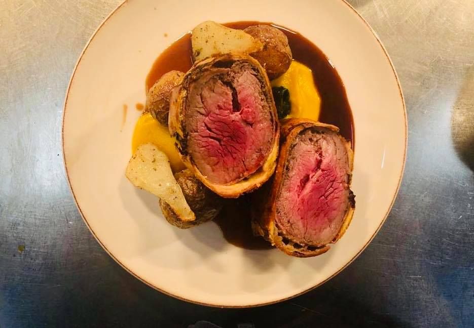 What’s the best way to cure a #hangover?

A Sunday #Roast of course! Let us be your hero and do all the hard work for you.

theheroburnhamovery.co.uk/index.html