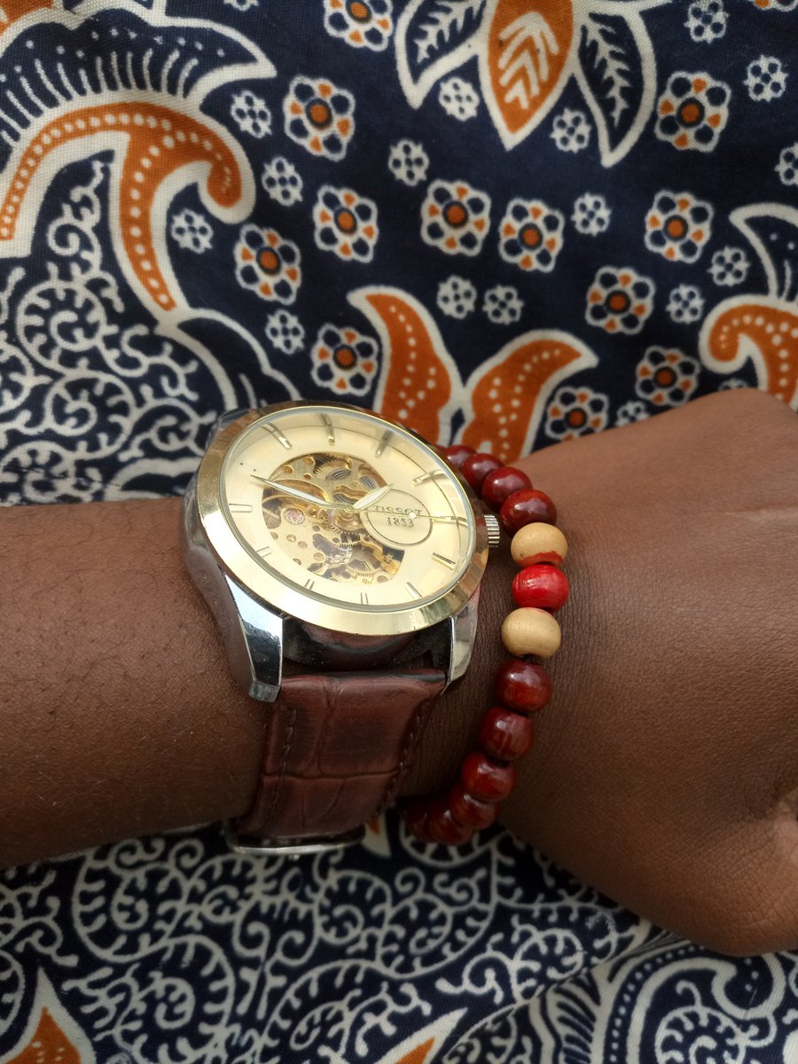 m0epr0vie's tweet photo. #PostYourWatchAndGo
@KituaPeter https://t.co/mqkbFoDGWb
