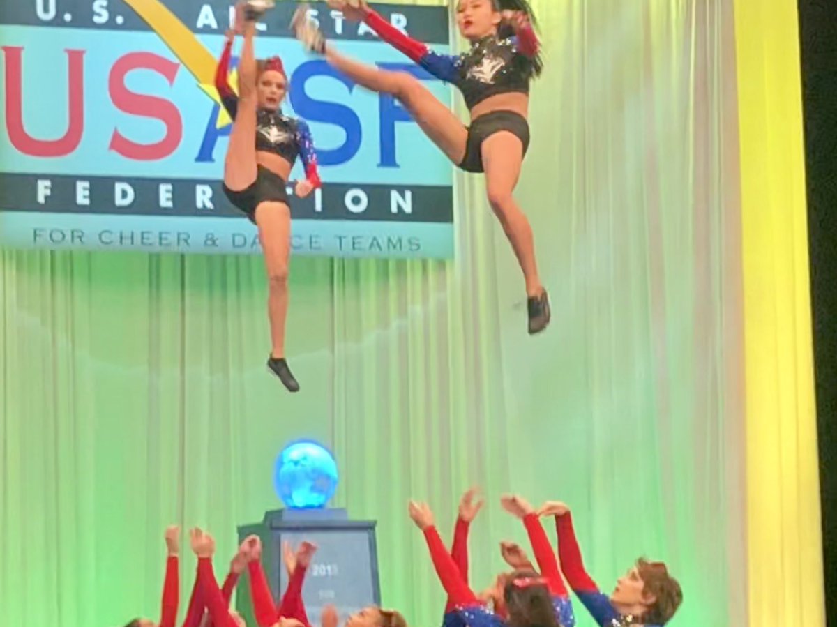 DAVIDcheerlaw's tweet photo. @POWERcalifornia Lady Predators just came out and put a HIT ZERO! routine on the floor @The_CheerWorlds ! We are #TeamJAMZProud of you! https://t.co/gYd6iOkvKd