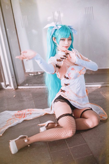 Twitterのコスプレ画像59