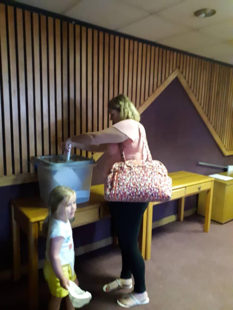 DIRCO_ZA's tweet photo. South Africans abroad casting their vote at South African High Commission in Harare. Be part of the change, vote on 8 May #SAElections2019 #FreedomDay #25YearsOfDemocracy #MyFreedomSA https://t.co/4l0hix3ppA