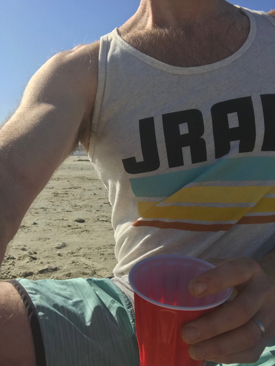 moremercury's tweet photo. ⁦@umphreysmcgee⁩ awesome morning on #IOP #Trondossa2019 can we possibly get a Ain’t know fun this evening? Had to put it out there!🍷🥂 https://t.co/AITBoeFwnx