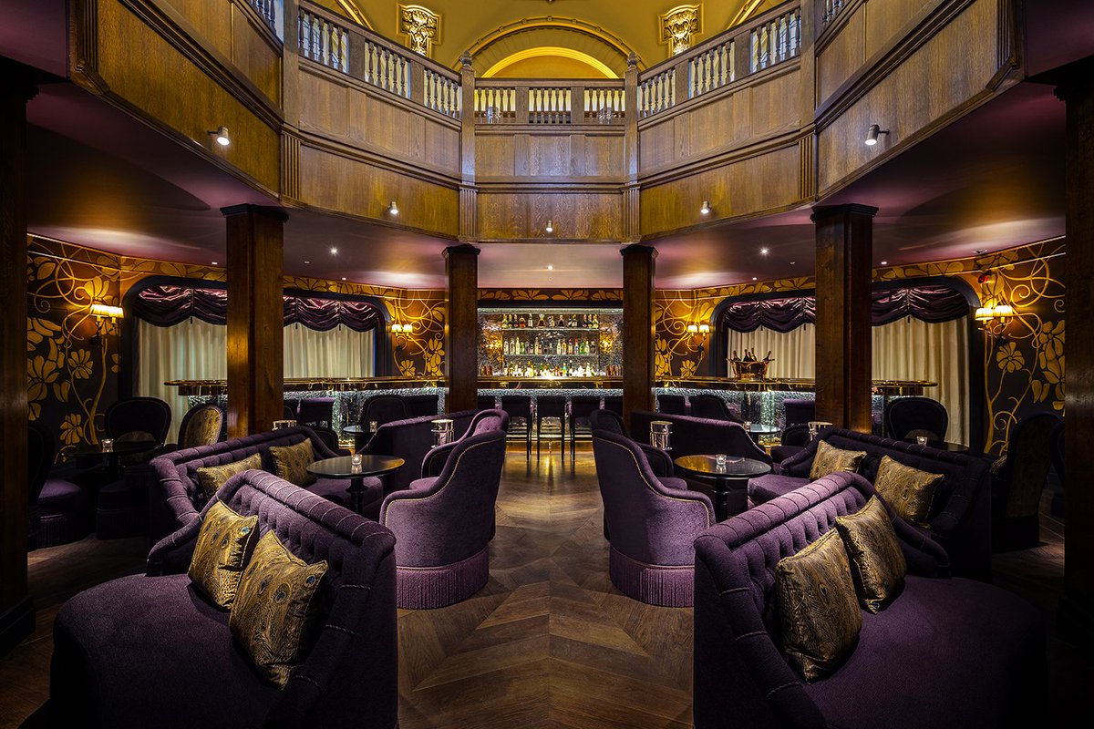 Set within London’s glitzy <a href="/loscarlondon/">L'oscar</a>, The Baptist Bar &amp; Grill brings a big hit of glamour to its Grade II-listed surroundings.⁣ &gt; bit.ly/2XLN7vD #LondonHotel #RestaurantLondon