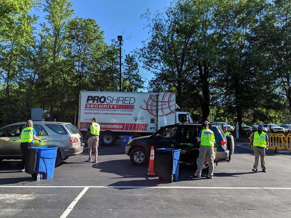 ApexCapa's tweet photo. Great turnout from the community for Spring Shred Day 2019 #ApexPD #CAPA @townofapex https://t.co/46L4ctjL9t