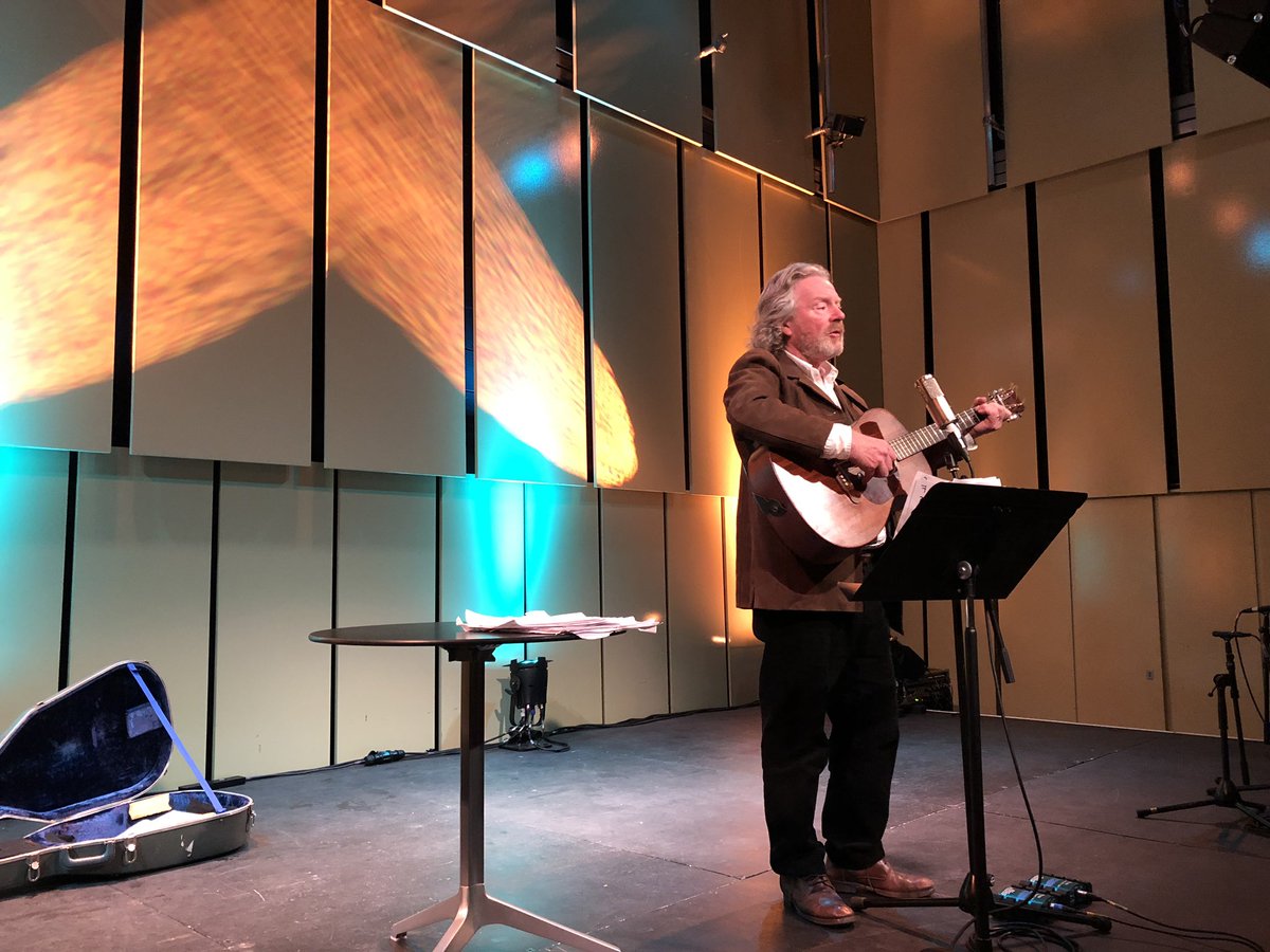 frtheWhiteHouse's tweet photo. Thanks @lpoolacoustic for great photos of master storyteller in song @regmeuross's special solo show @liverpoolphil: 2 powerful #songcycles each centred around a prominent political activist: #LillianBilocca 12 Silk Handkerchiefs & #WoodyGuthrie Deportees https://t.co/59UQmQ5pnC https://t.co/FwfKFoF65l