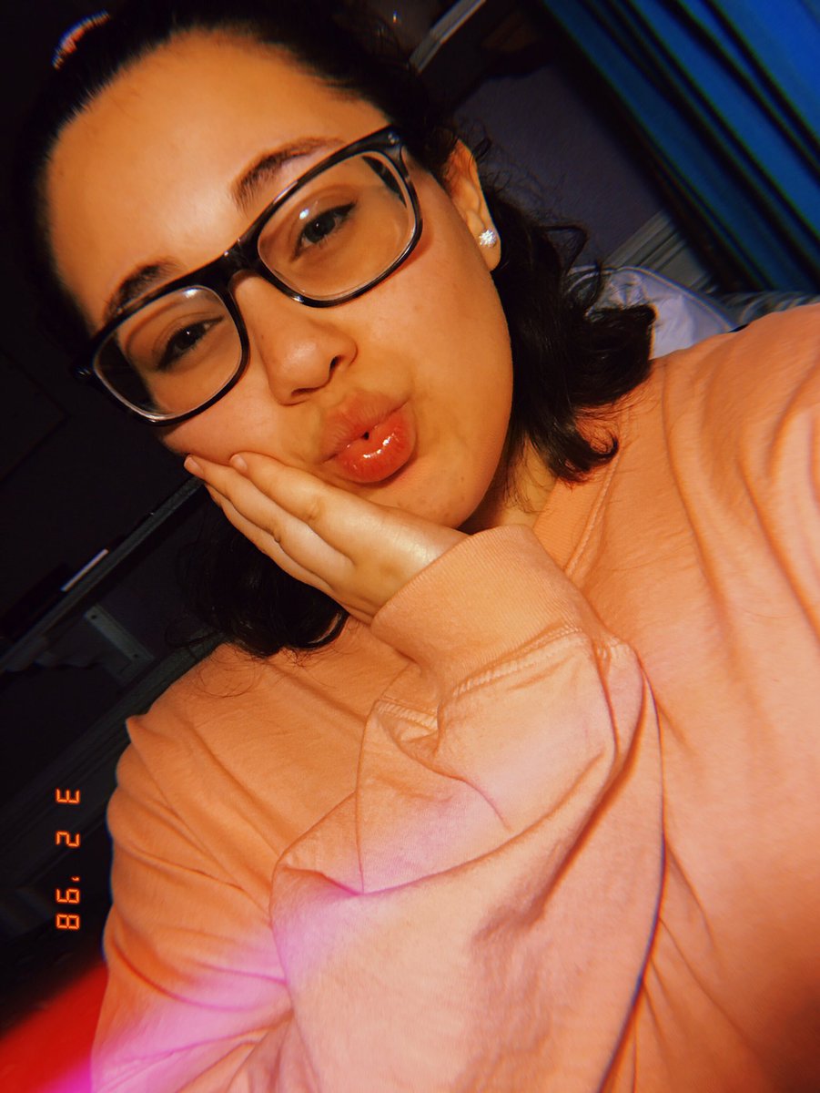 Nobody12345612's tweet image. Looking for a #legit #sugardaddy or #sugarmommy . Don’t ask me for a #giftcard or #bankinfo . I just want to be #spoiled so badly ❤️❤️