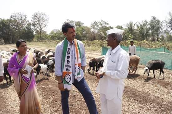 TusharL77's tweet photo. शेतकऱ्यांनाच्या भविष्यसाठी
पार्थपर्व
#Parth4Maval #parthformaval https://t.co/atSYc862rj