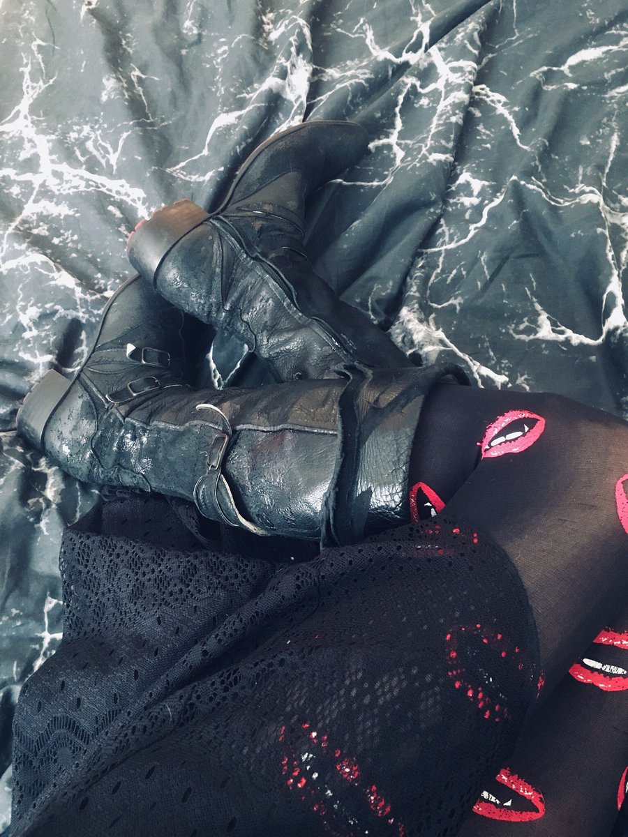 For today: vampire stockings and tal boots.