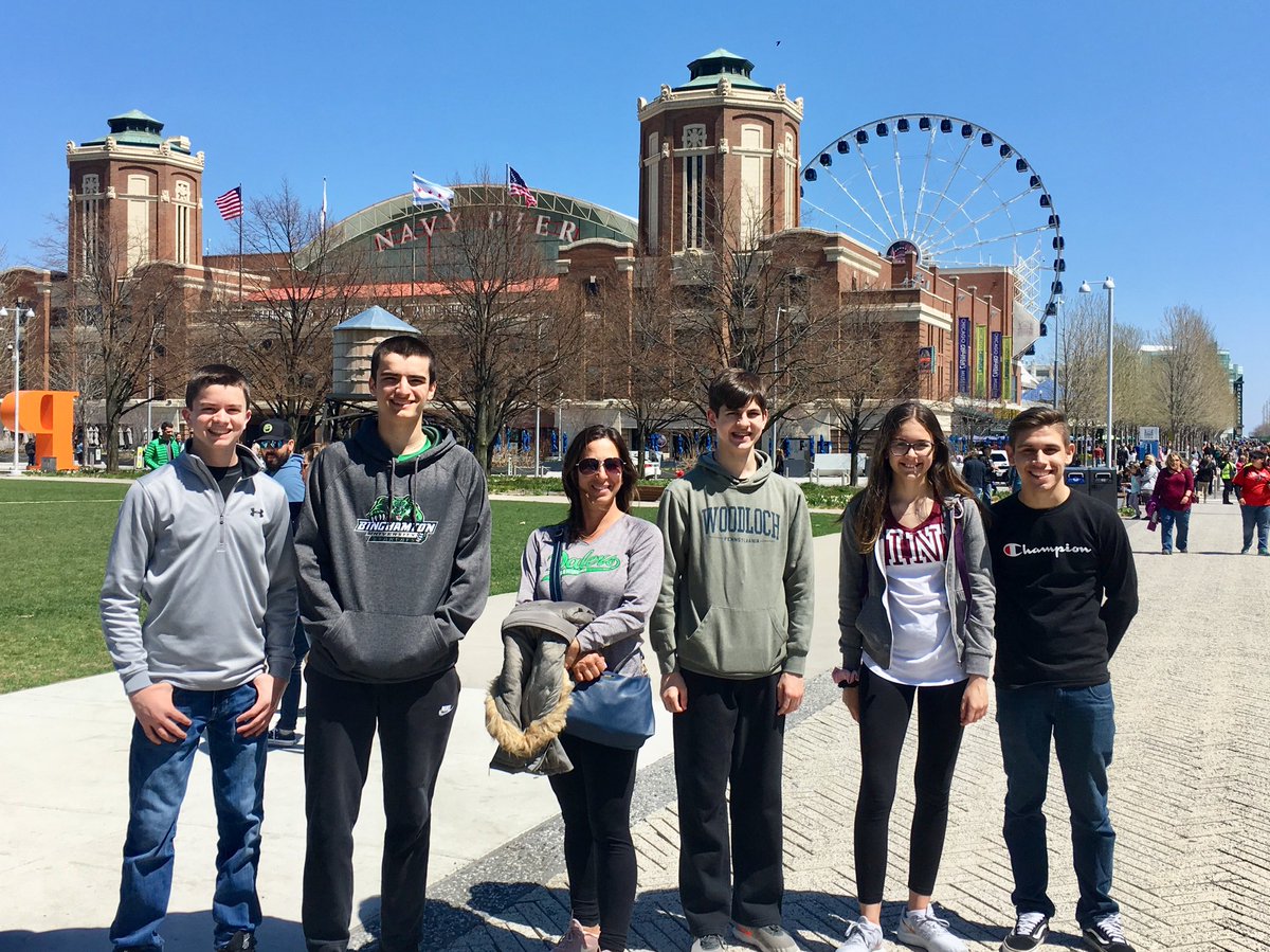 MarissaB213's tweet image. So proud of these #dalers as they competed in the finals for #MathCON2019 this weekend . Always grateful for our BOE , Sup’t @PaulDefendini and @DrJRipley for always supporting our journey to academic excellence in mathematics. #DalerPride @HMSDalers @FHSDalers @SThompsonEdD