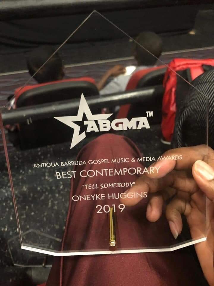 LetsFuzeVI's tweet photo. Five Awards captured at the Antigua and Barbuda Gospel Music and Media Awards! 

Shiloh and Shedien - Album of the Year and Best Collaboration 

Brent Hoyte - Producer of the Year 

Oneyke Huggins - Best Contemporary Gospel Song of the Year and Best Male Song Writer of the Year https://t.co/u8h1o86tCn