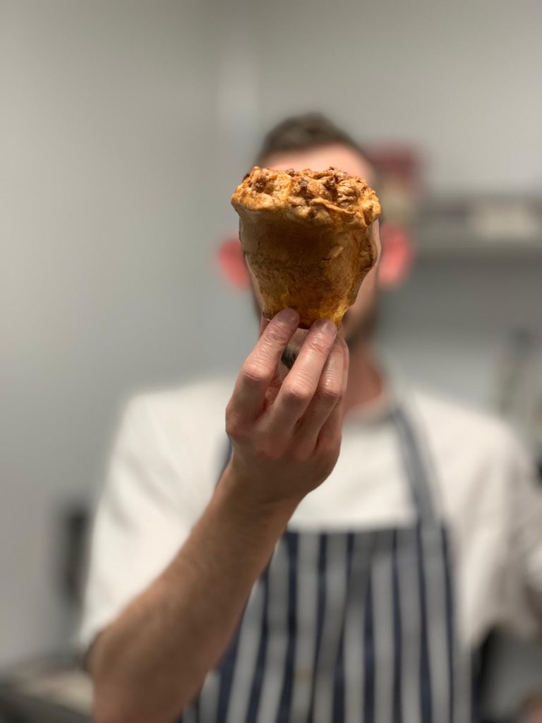 Chef Dave delighted with his yorkies today for Sunday lunch <a href="/PrimroseDerry/">Primrose on the quay</a> <a href="/RealBrynEvans/">Bryn Evans</a> <a href="/MelBreslin/">Melanie Breslin</a> #sunday lunch #Legenderryfood