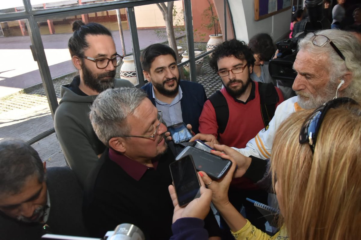 MatiChamo's tweet photo. ⚠️Hoy es un día muy importante. Se vota en #Cosquín para seguir fortaleciendo el proceso de reconstrucción y transformación iniciado por el compañero @gabrieljmusso y #ProyectoCosquin ✊🌹💪 https://t.co/fifkG8Mew9
