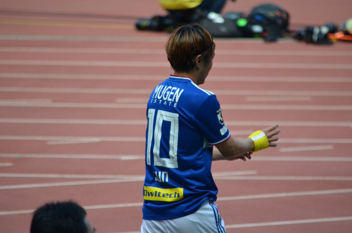 jun1k_3_74's tweet photo. アマ純よかったわー
#vs鹿島アントラーズ 
#10
#AMANOJUN
#天野純
#FKおしかったー
#キャプテンマークを巻く姿がカッコいい
#今日はちょっとオラついちゃったね https://t.co/FMMvUTtobe