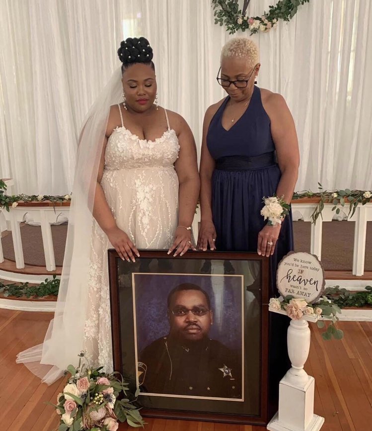 Bittersweet: Sergeant Ronnie Brown’s daughter Kaitlin with her mom Tina on her wedding day yesterday (April 27). Ronnie died on August 8, 2009, from injuries received in the line of duty. He was also a <a href="/USArmy/">U.S. Army</a> veteran. Gone but not forgotten. Congratulations Kaitlin! 💚