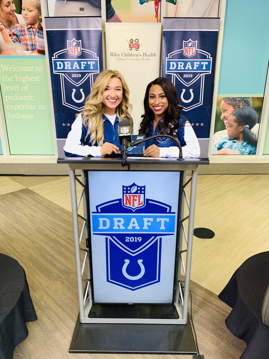 RachelJ_CC's tweet photo. BEST DAY EVER being back in my favorite hospital (where I used to be a nurse!) helping with the 2️⃣0️⃣1️⃣9️⃣ draft yesterday! #FTKAllDay #RileyForLife

Meeting these kids will change your life - especially Brady &amp; his family celebrating his heart transplant last week ❤️ #YesICried https://t.co/mk72NuHfCd