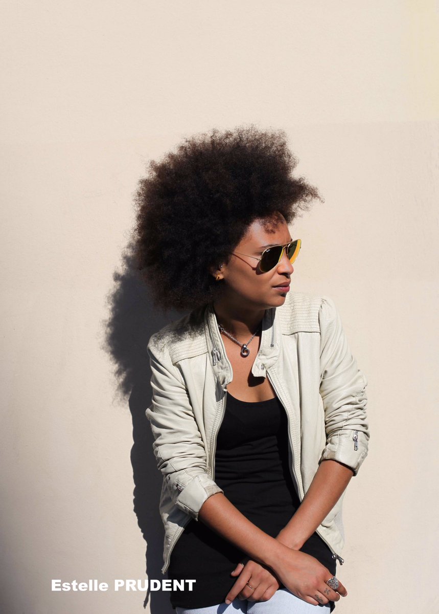 PrudentEstelle's tweet photo. Par nous, pour nous
By us, for us
#QueerSuperPower
#JourneeDeLaVisibiliteLesbienne
#LesbianVisibilityDay
#Queer
#Lesbienne
#Lesbian
#BlackLesbian
#LesbianRepresentation
#Pride
#BlackArtMatters
#QPOC
#intersectionnality
#ProundToExist
#Decoloniser
🚨Help
https://t.co/UFqbXY7FFW https://t.co/k4EP54BUZj