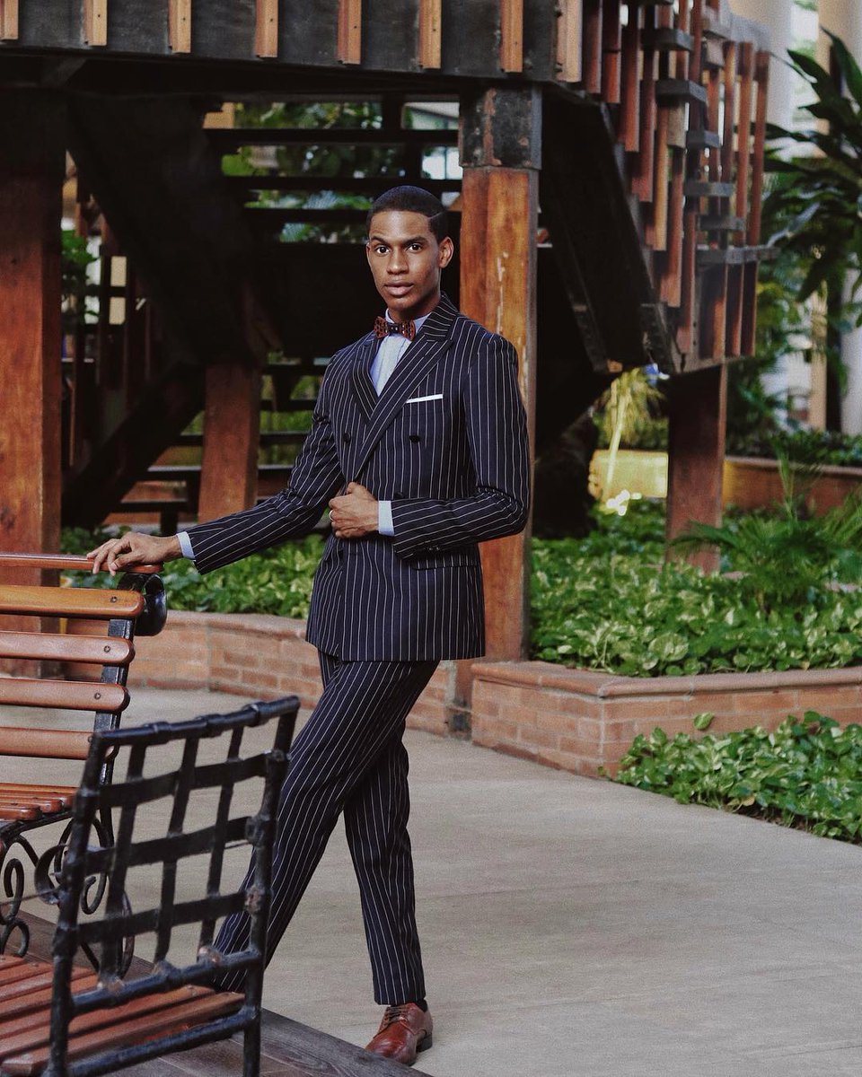 rouchcollection's tweet photo. Be spot out and spot on any day and anytime with wooden bowties from @rouchcollection 

@DenolaGrey 

#rouch #rouchcollections #FashionWeek #fashion #woodenbowties #ceo #UBACEOAwards2019 #redtv https://t.co/03vLuxfcWQ