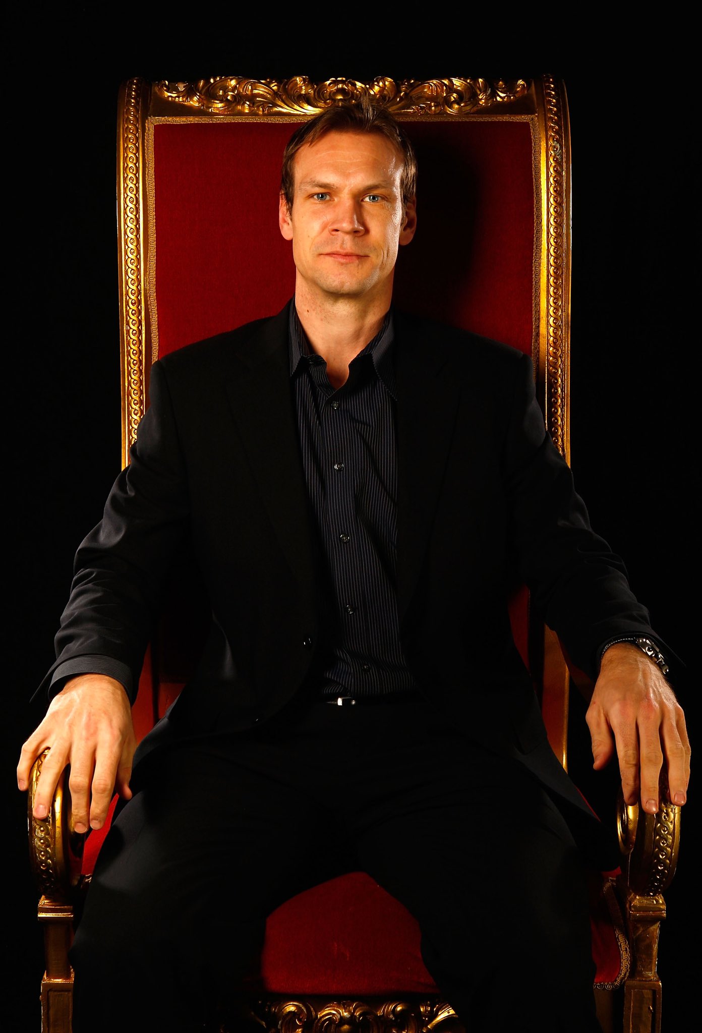 Happy birthday to the King of the blue line.  The perfect human, Nicklas Lidstrom! 