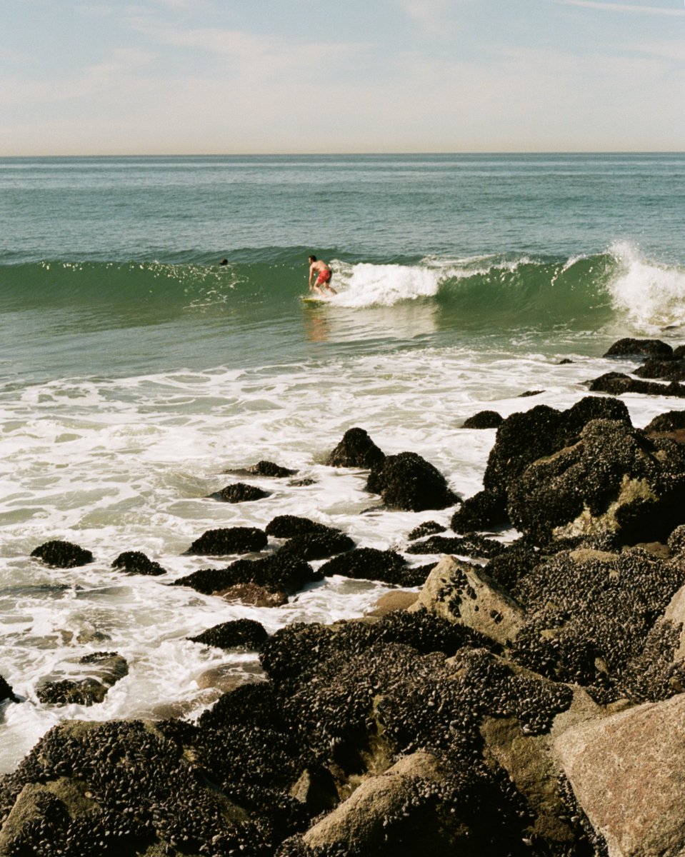 Surf's up w/ <a href="/captainbarto/">Barto.</a>. bit.ly/2IQtfUS #PerryEllisAmerica