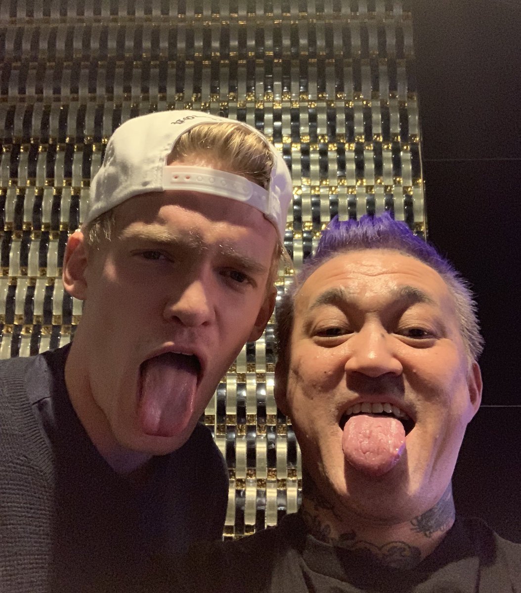 コーディーシンプソン コーディーシンプソン