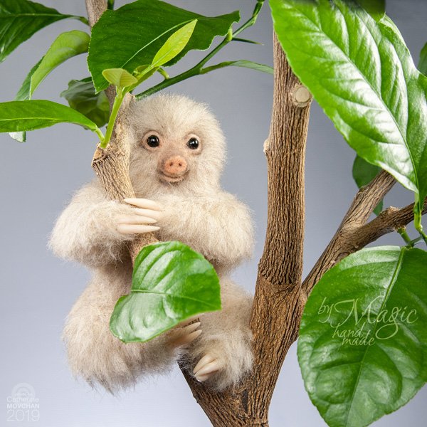 byMagicHandmade's tweet image. So I'm just sitting there and watching 😀😉 
#HandmadeHour #sloth