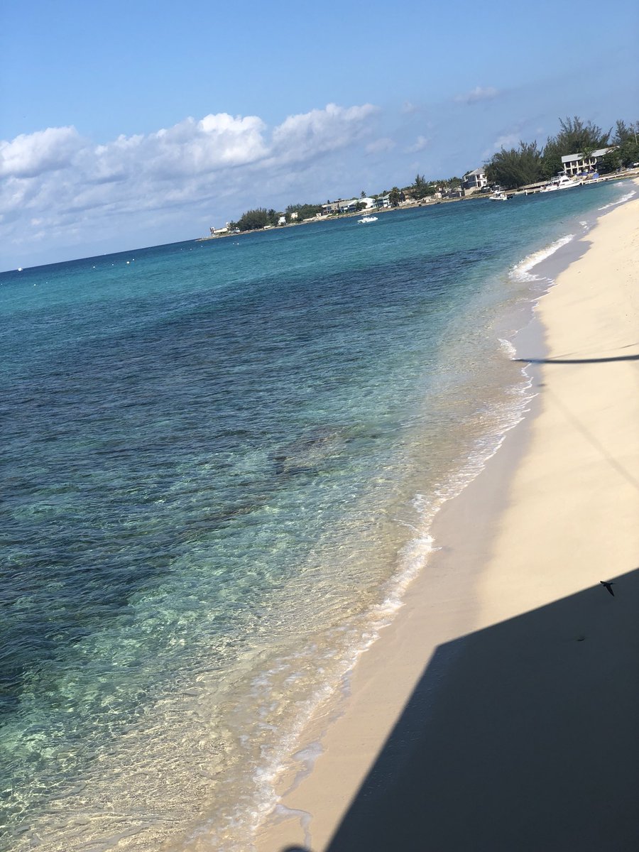 hk_white13's tweet photo. here’s too the best week of my life!! 🌞🛳 https://t.co/DW0Lh81O3n