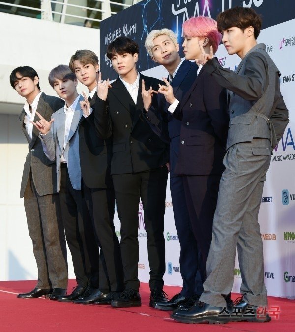 You're the turning point of my life... I don't think I can love someone this much at any part of my life🥺💜 <a href="/BTS_twt/">방탄소년단</a> #BBMAsTopSocial BTS