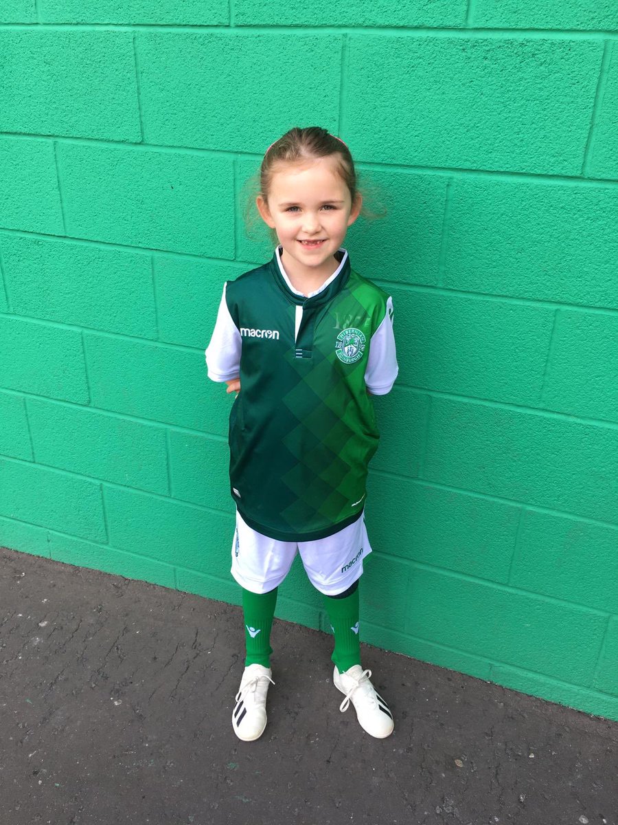 markbrown1986's tweet image. Maisie had an absolutely amazing day being a mascot today at the Edinburgh derby. Thanks for an amazing experience @HibernianFC