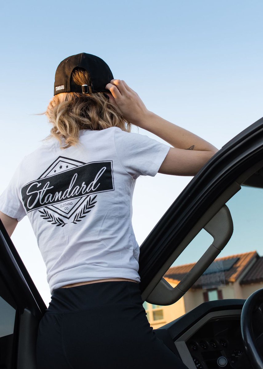 standardcloco's tweet image. 🛑CLOSEOUT SALE!🛑 Pick from our sale selection with 40% OFF while this deal lasts!! #StandardCloCo #SolidFoundations #ConstructingNewLevels