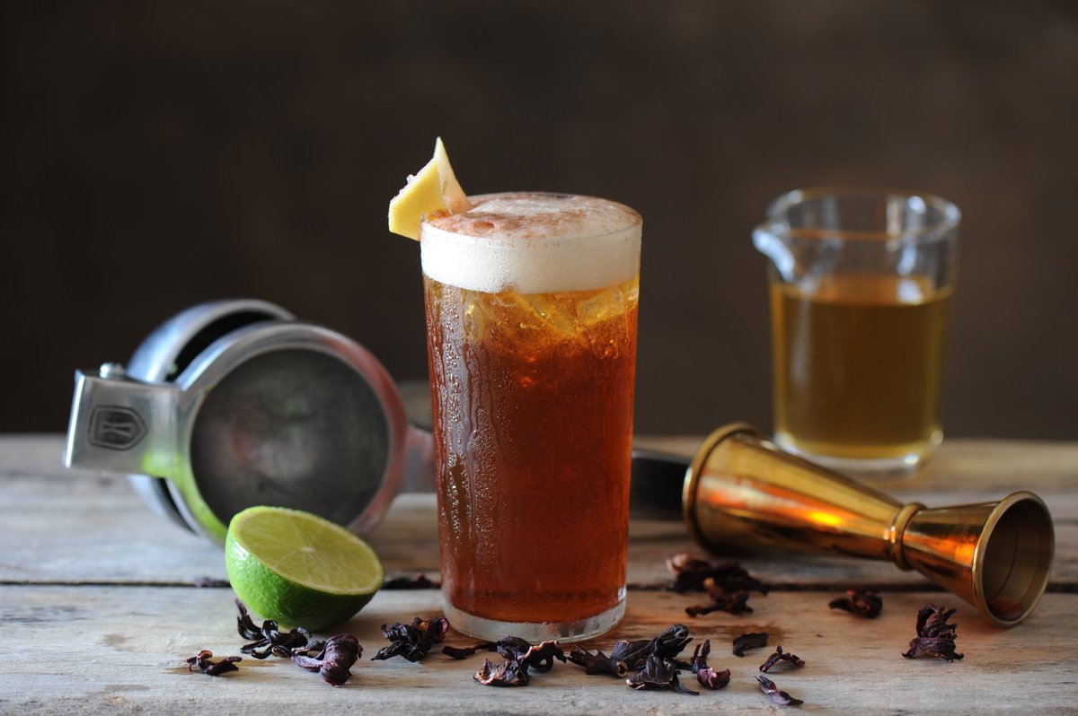 PibeCult's tweet photo. 5° edición de la Semana de la Coctelería, del 4 al 11 de mayo: clases, cócteles, degustaciones, recorridos guiados y eventos. Así lo comentamos en AM570 Radio Argentina:
https://t.co/0fITCttdsA
#coctelería #bacoctel #cocteles #bartender https://t.co/6cUM7hGdyn