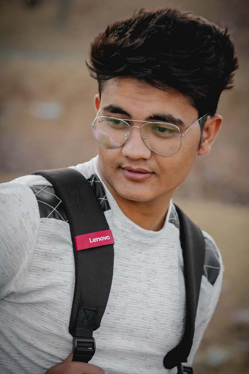 I_jaythakkar's tweet photo. waiting for followers be like... #follobackforfolloback #follow4follow #1FIRST #myfirstTweet #jaylisious #followback #folloback https://t.co/620Xoxzl6d