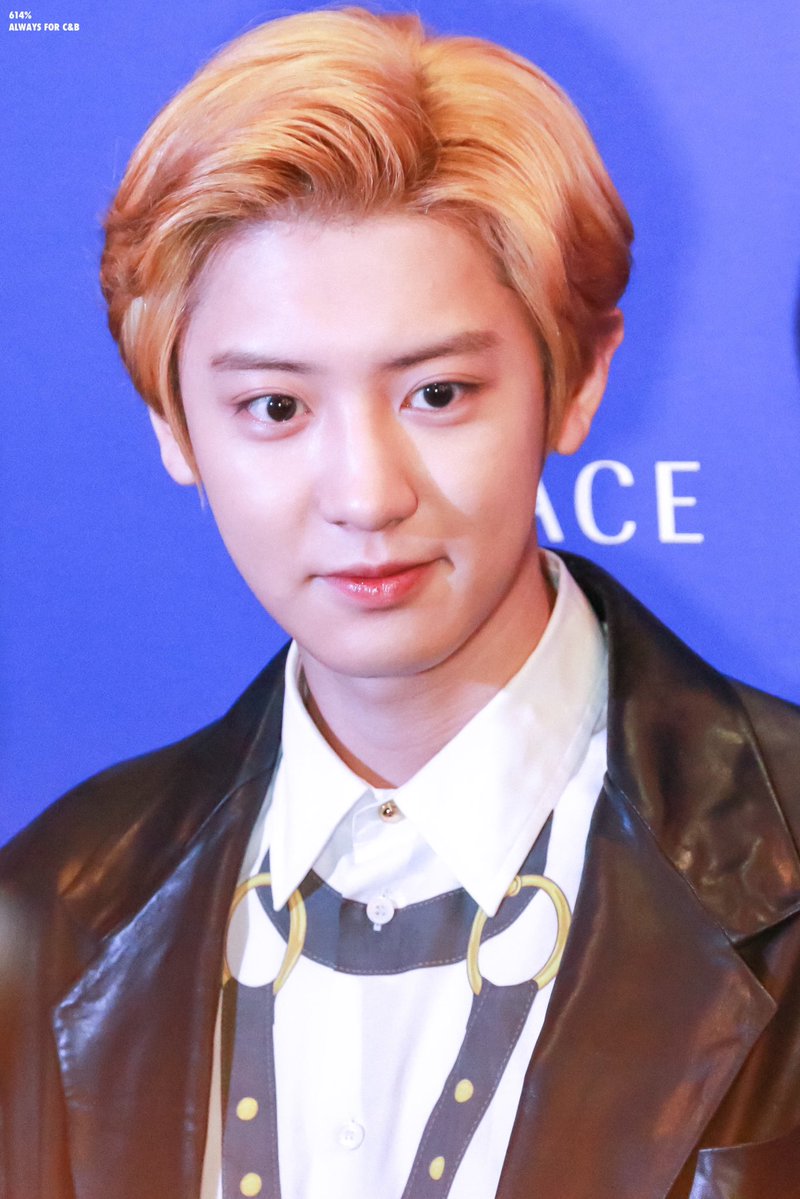 hot_pcy_pict's tweet photo. #BBMAsTopSocial EXO @weareoneEXO 

Down👶                      Up🔥 https://t.co/ATPasFaTEZ