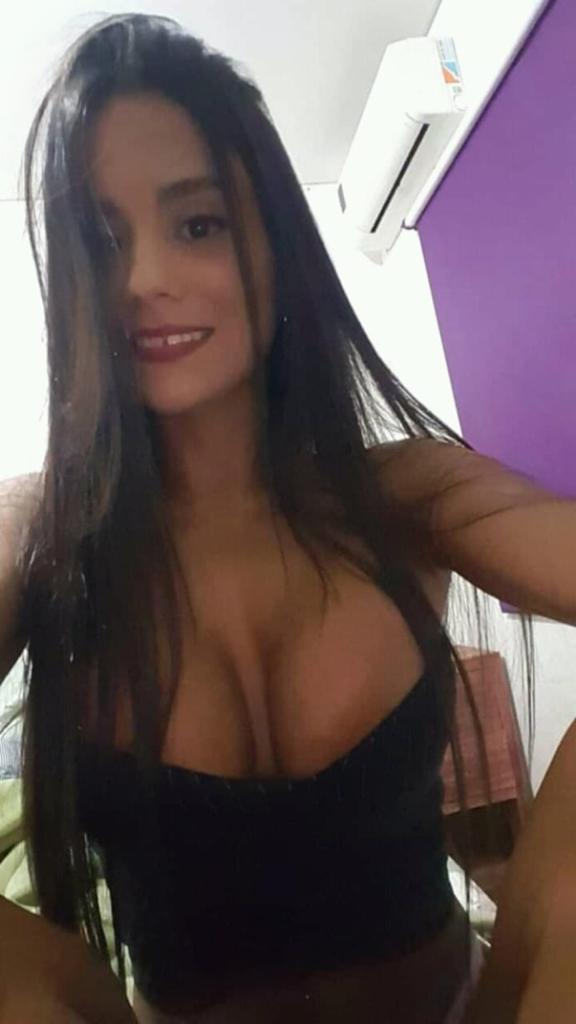 chinnarc17's tweet photo. Buen domingo 😂😘 https://t.co/16qnUpwNEU