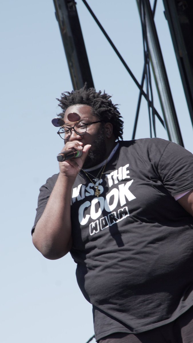 WoRmFRS's tweet photo. Yesterday was a goal I got to check off my list. Perform main stage at my favorite music festival! I had a lot of fun! I appreciate and love everyone that came out. S/O to @Alyse_uKnow for being a great stage manager and helping me elevate my performance. Can't wait to go back. https://t.co/8K7GyRxFv3