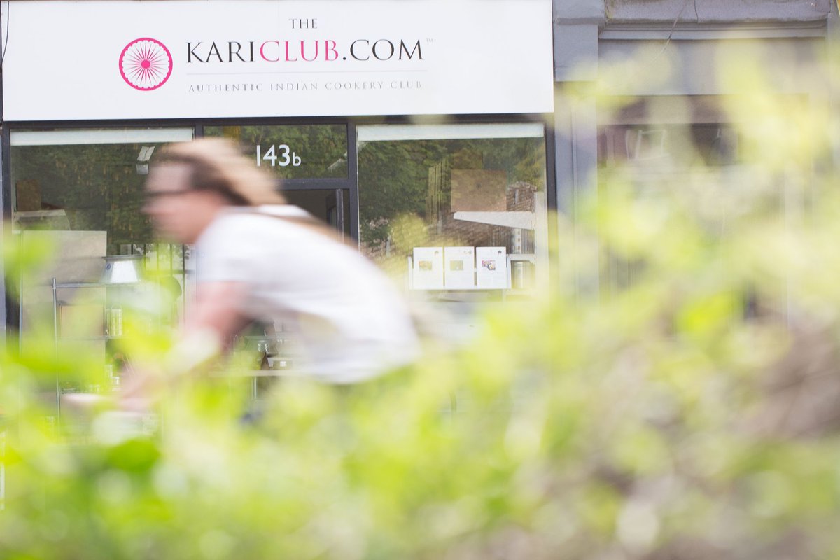 Cookery lessons at our Kitchen make for an entertaining and educating night out, all you need is supplied. You'll learn professional and authentic techniques and share a great meal. BYO and max 6 persons. 🍽
#cookerylessons #cooklikeapro #makethis #chef  thekariclub.com/cookery-lesson…