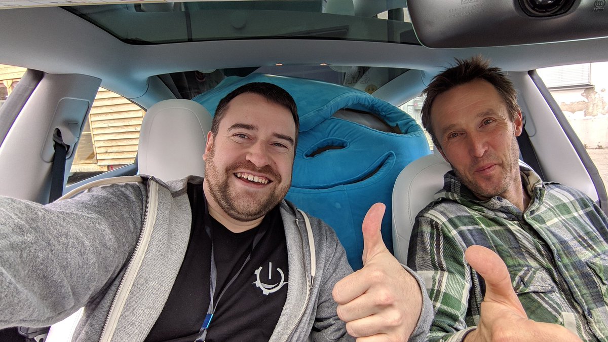 Danke an Jürgen und sein Team vom Mucca als Gastgeber für das #drupalcamp in München! Beim <a href="/DrupalCampMuc/">DrupalCampMuc</a> haben wir nicht nur tolle Themen sondern auch eine inspirierende Location mit köstlichem Essen und Getränken erlebt! Klare Empfehlung und Daumen hoch für die Organisation!