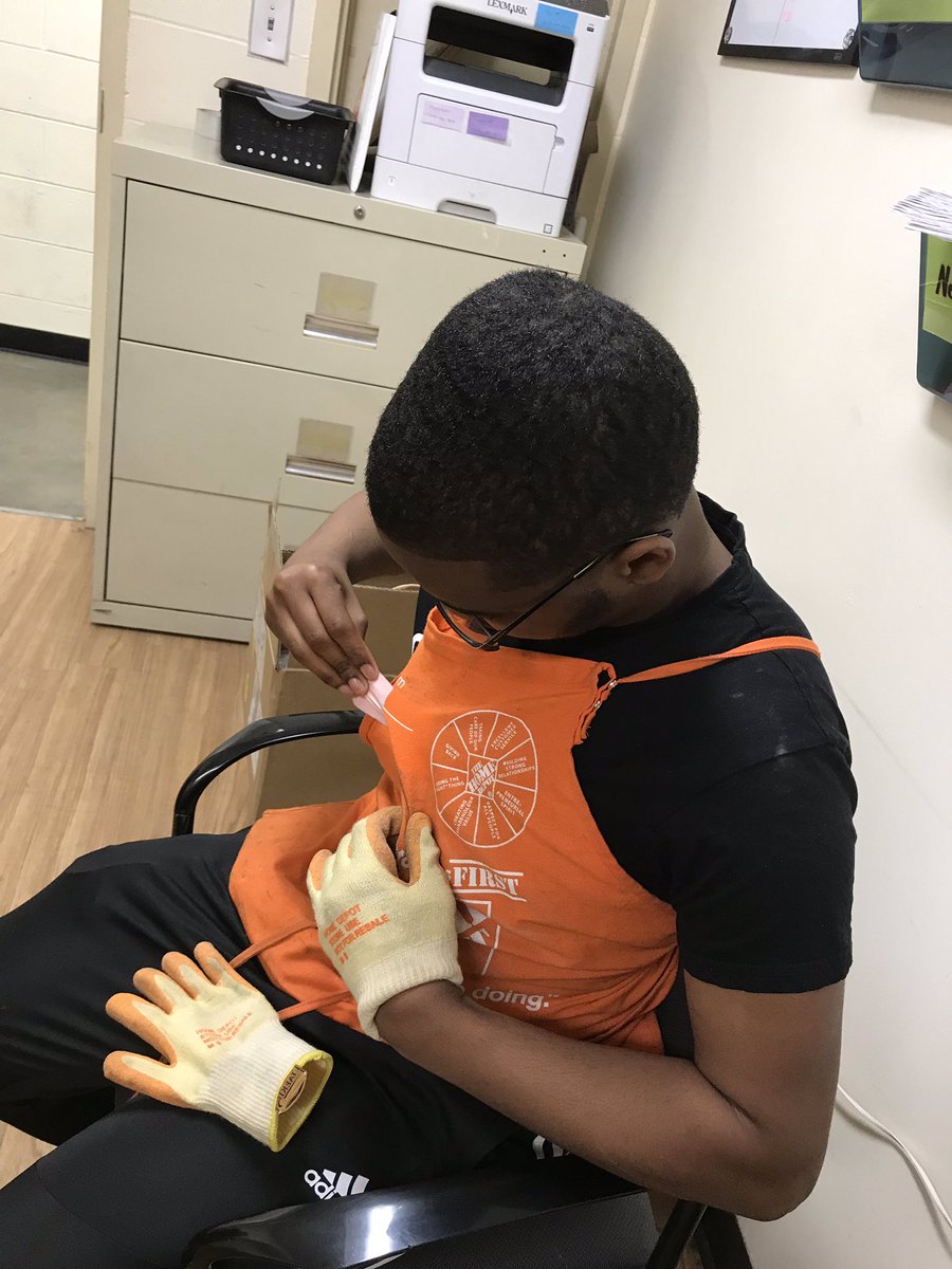 KristaMckinstry's tweet image. #TheRealSouthPhilly #Redtapeisoff #30daycheckin Q thank you for a great first 30 days! Onto the next 30 days !! @Lorrainbutler @watlock5 @Roseann74