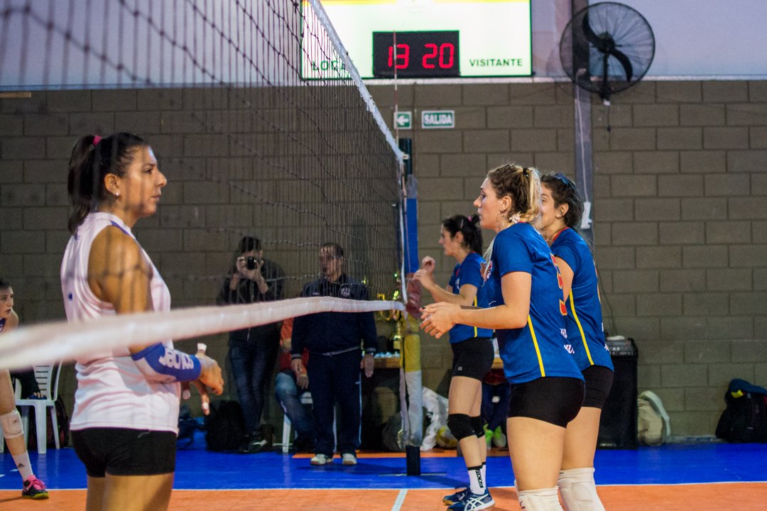 MupolVoley's tweet photo. SUBCAMPEONAS 💙❤️💛
Ayer, las Gacelas disputaron la final de la Copa Chulo Olmo 2019 ante @FortinerasVoley quienes se llevaron la última fecha en 3 sets corridos ¡¡Felicitaciones a todo el plantel y a la enorme familia mupolera!!
#VAMOSMUPOL 💪🏽
@cozysport @rissollo
@metrovoley https://t.co/xu14XsQTpg