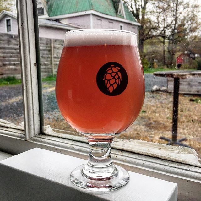 Cherry Radler! Lovely color and a bright flavor. Come pick up a growler to share with friends on warm days to come!
#hoponbwb #norwheybrewing