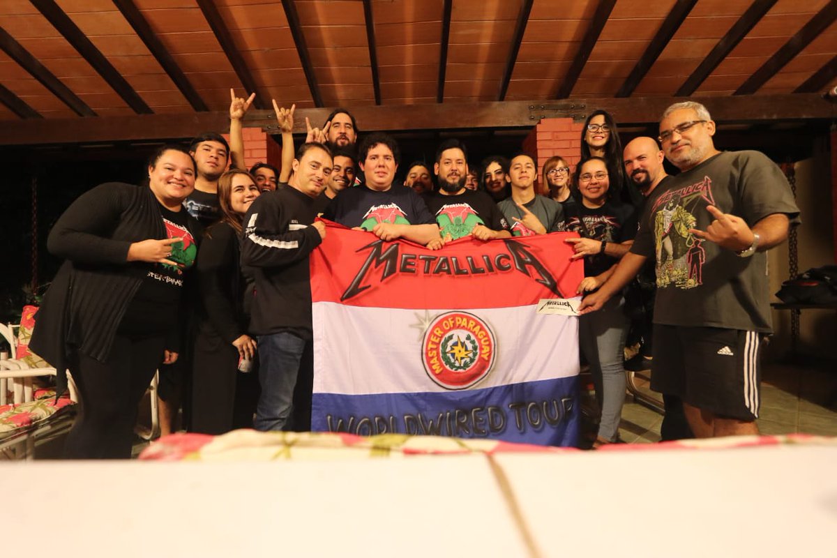 masterofpy's tweet photo. Despedida de miembros del chapter #MasterOfParaguay #LocalChapter416 que van rumbo a la gira de @Metallica #WorldWired en el #TourEuropeo2019  💪🏻🤘🏻 https://t.co/PM0Gg2hsmN