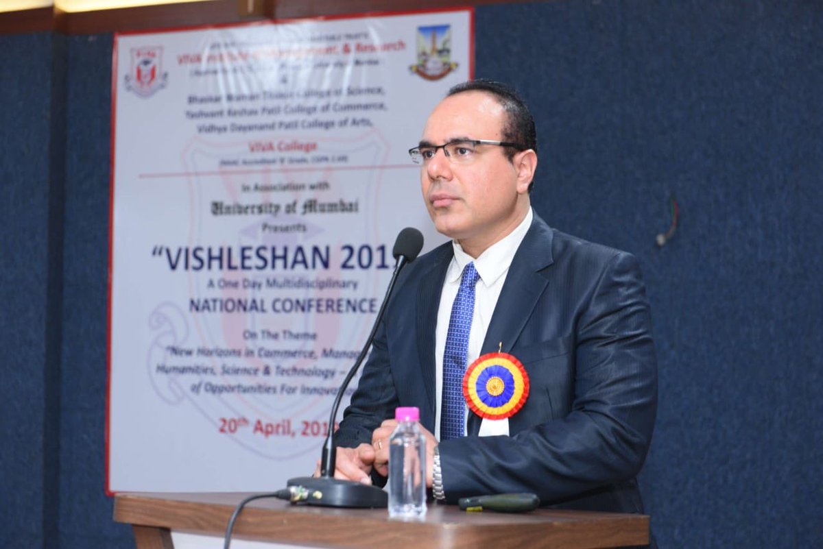Keynote #speaker talk at Vishleshan 2019 at #VIVA management institute 
#college #students #research #madmoneyjourney
