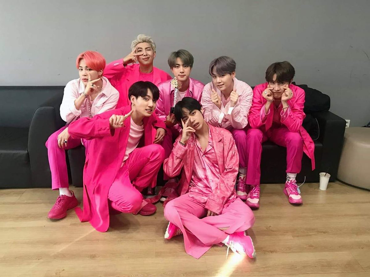 CitlaMai's tweet photo. @CKotoban @BTS_twt Son los mejores los amo demasiado
Cambiaron mi forma de pensar y además me dieron confianza en mi
#BBMAsTopSocial @BTS_twt https://t.co/Lx4v2rBJIz