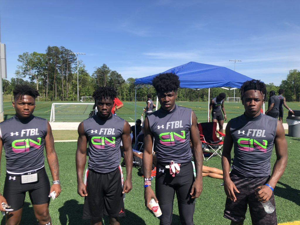 Great seeing some of our guys compete in the Hoover 7on7 @williamElom2 @quezbyg @CamBuchannon205  @CamNewton7v7 along with the grey team for the win !!