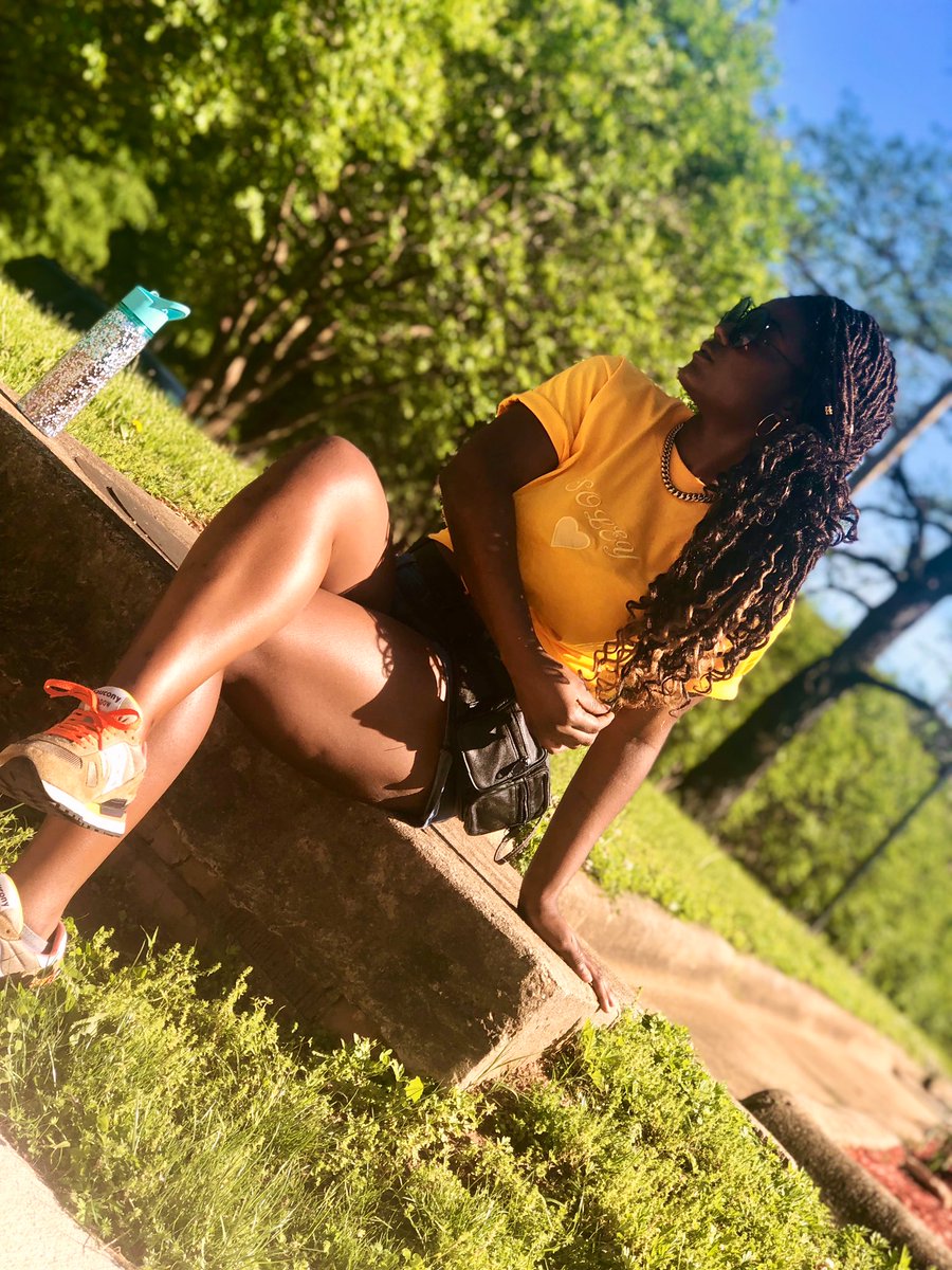 dailydoseofdej's tweet photo. Stay Hip, #StaySoley 💛💛
#wssu #ramfest2019 https://t.co/vJkV8a6zmz