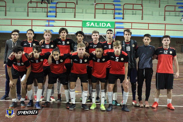 DonOrioneFutsal's tweet photo. ๐ CANTERA / COPA DE ORO
๐ธ del partido entre #DonOrioneNegro y #Regatasl en #C17
#VamosElSanto * #SFMendoza https://t.co/AZw9vgbzZ8