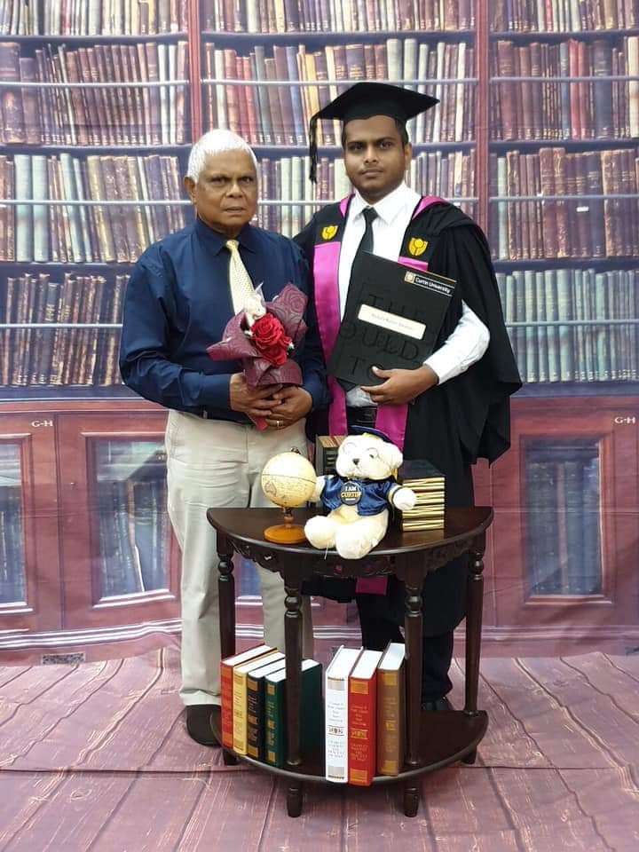 AdduSaudy's tweet photo. In the game of go, a sequence of moves following a completion of study and ultimately leading to your graduation, Congratulations Dear Rahim on your achievement and best wishes for your next step! Success is to come! https://t.co/fhCaNhd2Q6
