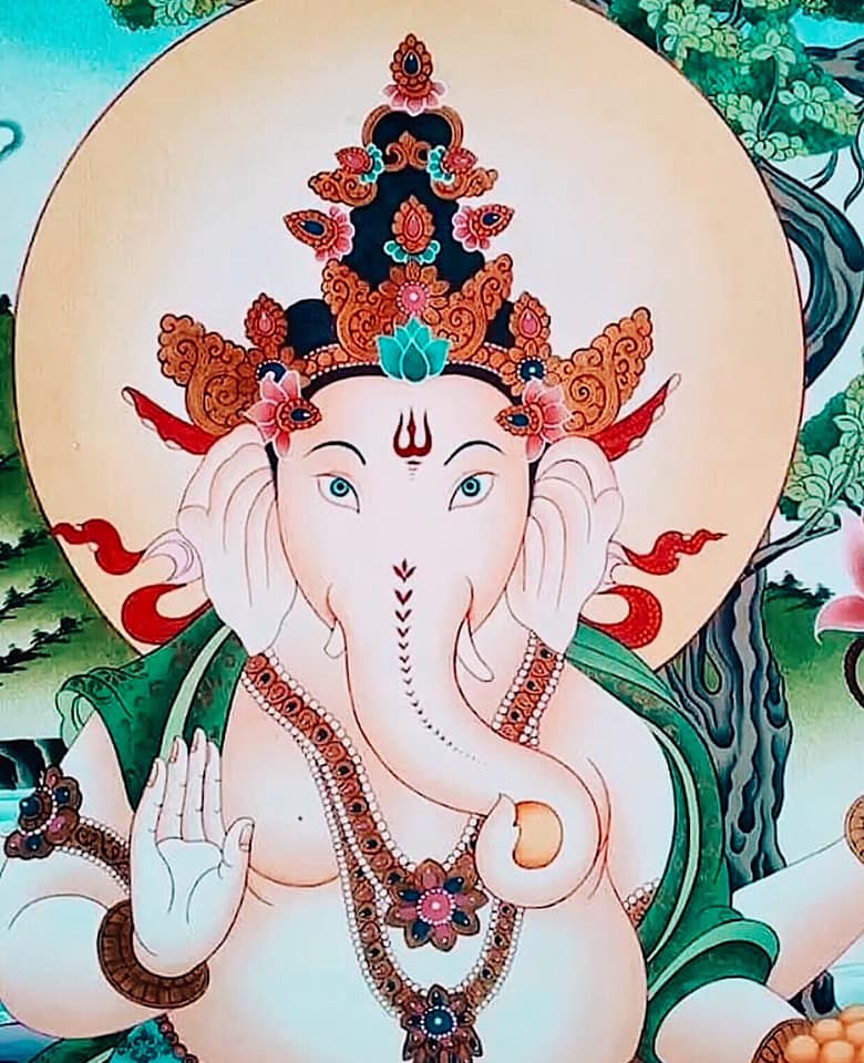 SpiritualBox_Fr's tweet photo. [Mantra du jour] ✨« Om Gam Ganapataye Namaha Sharanam Ganesha » 🎶
Cette récitation sacrée est le #mantra de la réussite et de l’abondance les amis. Vous pouvez le réciter autant de fois que vous le désirez, au cours de vos séances de #méditation. 
👉🏼 https://t.co/ykneu7Z6MC 👈🏼 https://t.co/XjXX3YQKH0