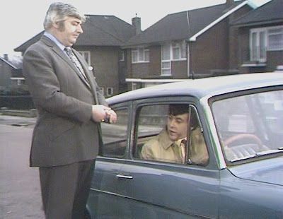 TalkingPicsTV's tweet photo. 21:00 ARMCHAIR THEATRE: THE DETECTIVE WAITING (1971) PREMIERE #RichardBeckinsale #BarryLinehan #BryanPringle A cat and mouse game develops between a big man of crime and a young detective constable. But the big man doesn't realise, that this mouse roars. https://t.co/ebv12CTXFK