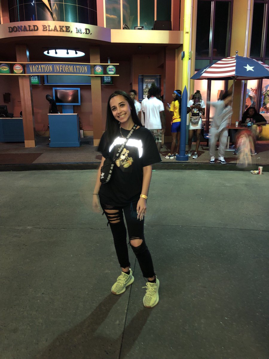 pettygem's tweet image. 🎡 #gradbash2k19