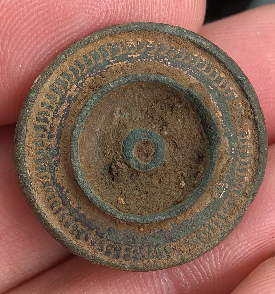 Good days digging with Metal Detectives &amp; Leisure Promotions on our joint monthly adventure, this time in Buckinghamshire where we were treated to a wide range of finds that were made &amp; recorded on today’s MDG/LP Dig. Metaldetectives.net